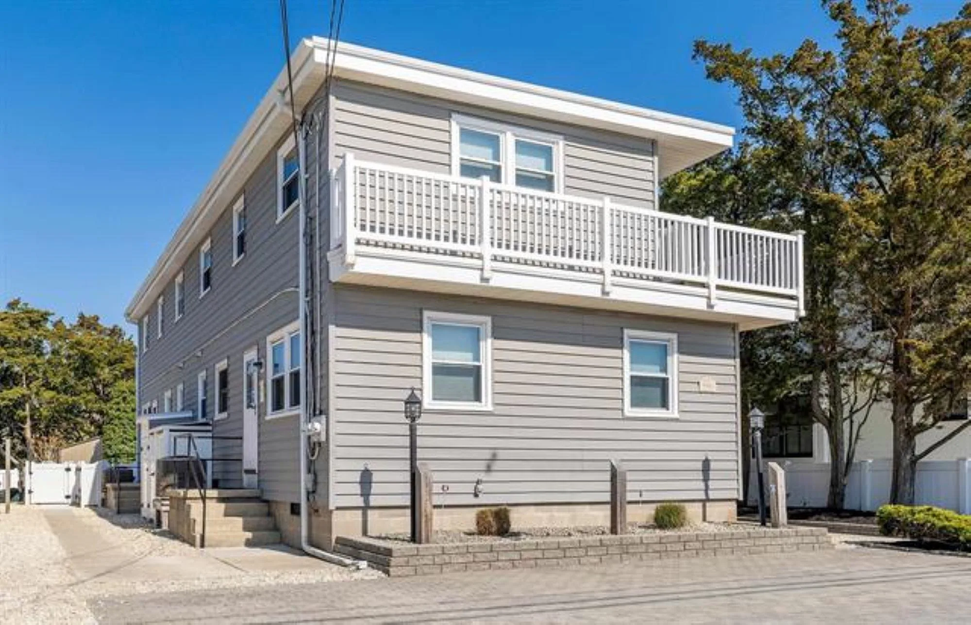 9903 2nd Avenue, Stone Harbor, NJ 08247 – Multi-Family for Sale