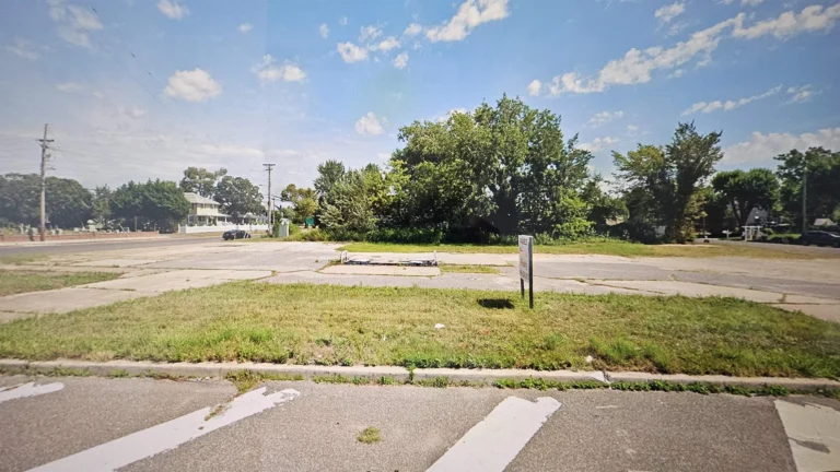 1 Roosevelt Boulevard