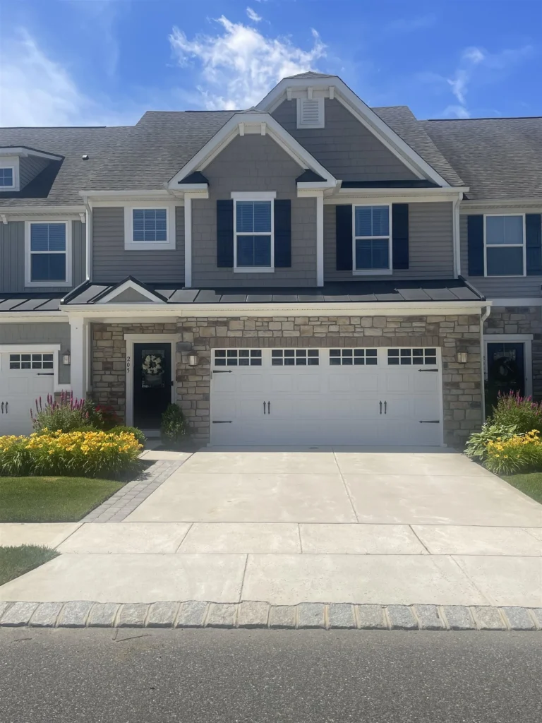 205 Bay Breeze Blvd