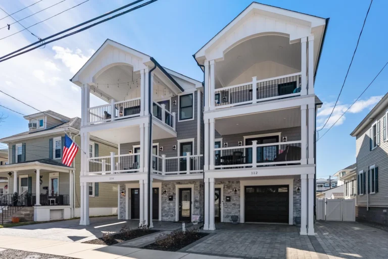 112 W Wisteria Road