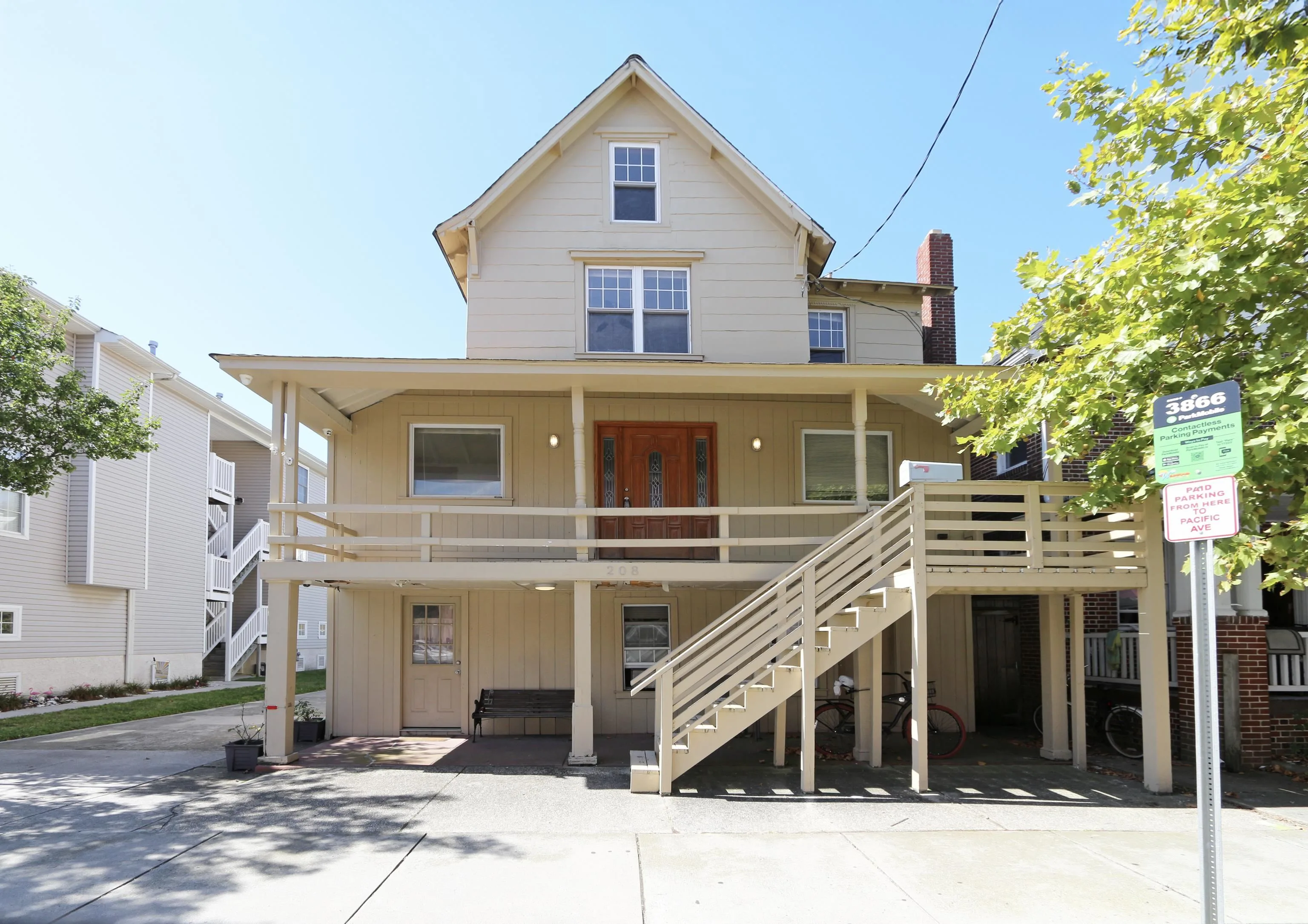 208 E Maple Avenue, Wildwood, NJ 08260 – Multi-Family for Sale