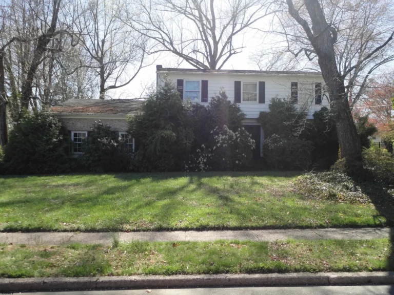 21 Merion Pl