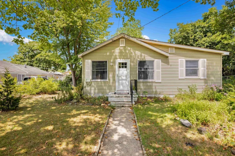 131 Iowa Avenue