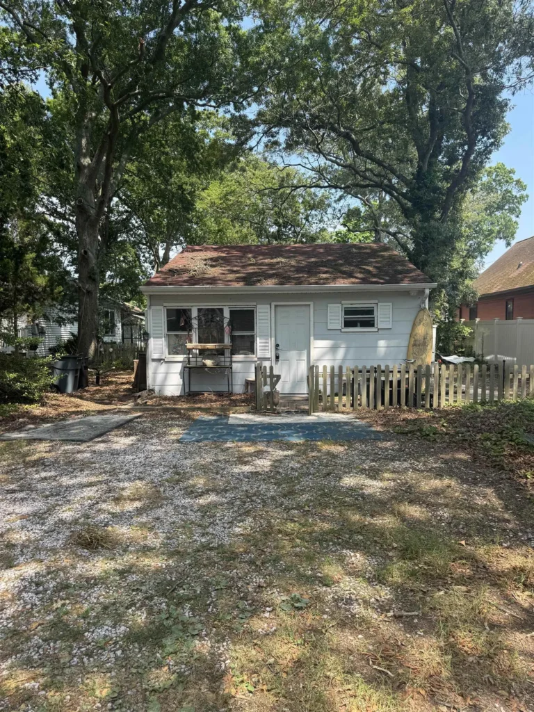 3704 Bay Drive