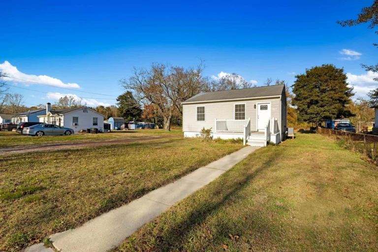 114 W Main St Street