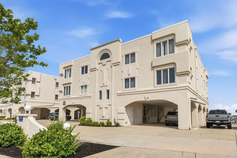 1100 Ocean Drive