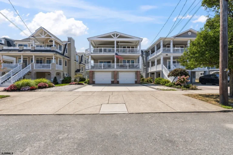 149 E Atlantic Blvd