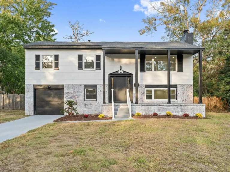 1 Black Oak Drive