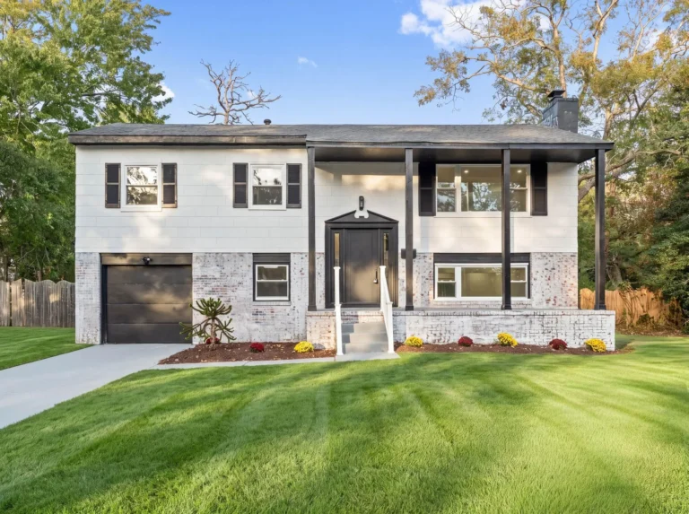 1 Black Oak Drive