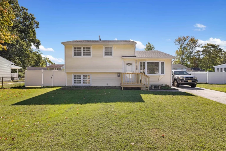 104 Apple Blossom Drive